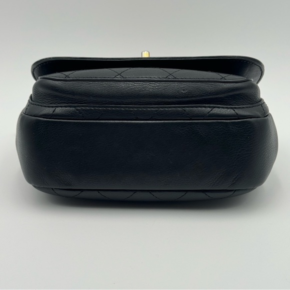 (SOLD) Chanel 19B Veau Grain Black Flap Bag W Gold (Full Set W Receipt & Tags) - Picture 9 of 16